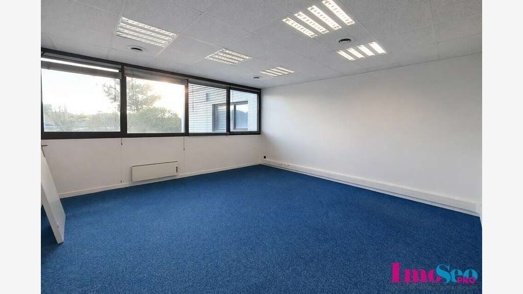 Bureaux de 100m² à louer à Mérignac prox aéroport