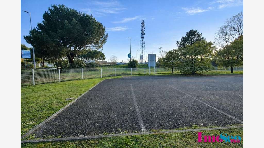 Location bureaux 200m² Mérignac proche aéroport