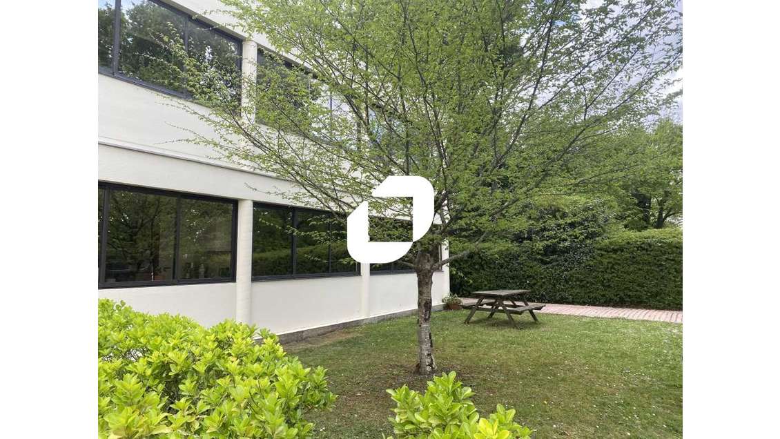 A louer Bureaux 100m² Merignac
