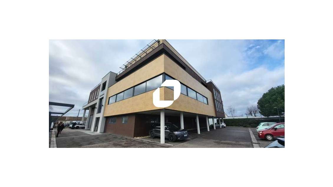 A louer Bureaux 478m² Merignac
