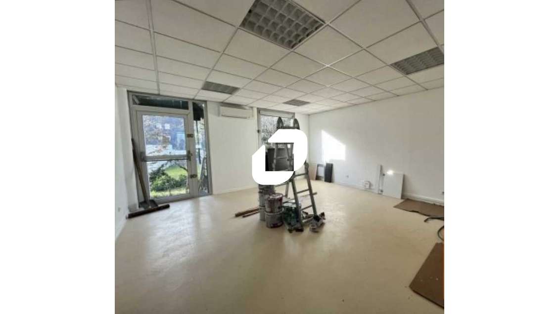 A louer Bureaux 120m² Merignac