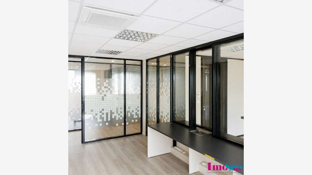 Bureaux 450m² à louer proche aéroport Mérignac