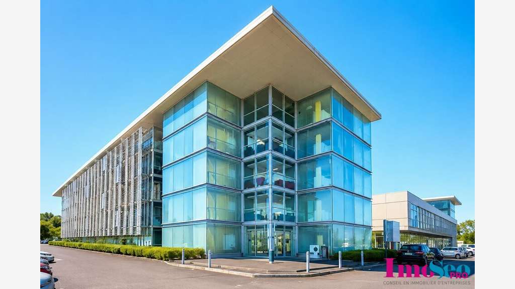 Bureaux 115m² RDC à louer proche aéroport Mérignac