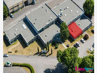 Bureaux 290m² RDC à louer à Mérignac sortie 11 A63