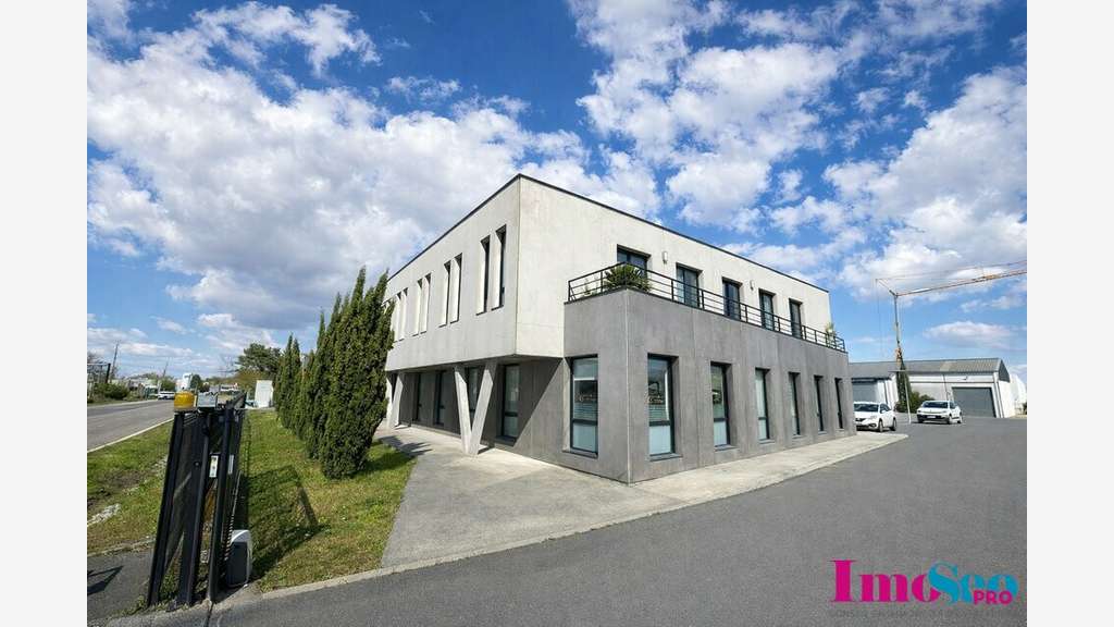 Bureaux 120m² à louer Mérignac ZI du Phare