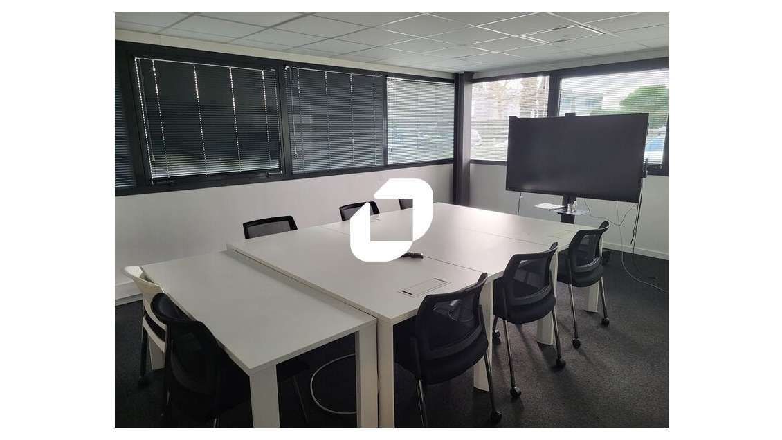 A louer Bureaux 709m² Merignac
