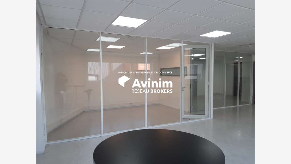 Bureaux 109m² à louer à Méry Savoie Hexapole