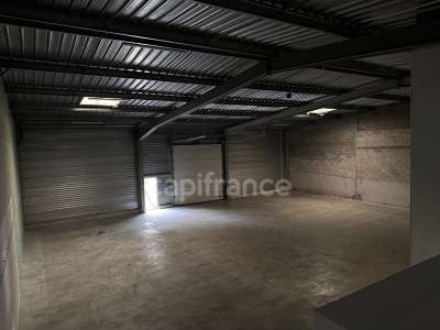 Cellule d'activités 544m² à louer à Messein