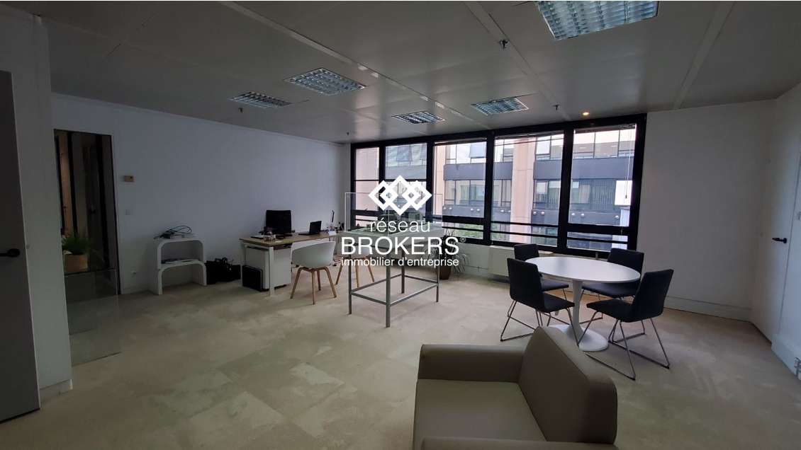 Bureaux à louer 346m² + terrasse 105m² Metz-Tessy