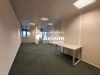 Location Bureaux à Metz-Tessy
