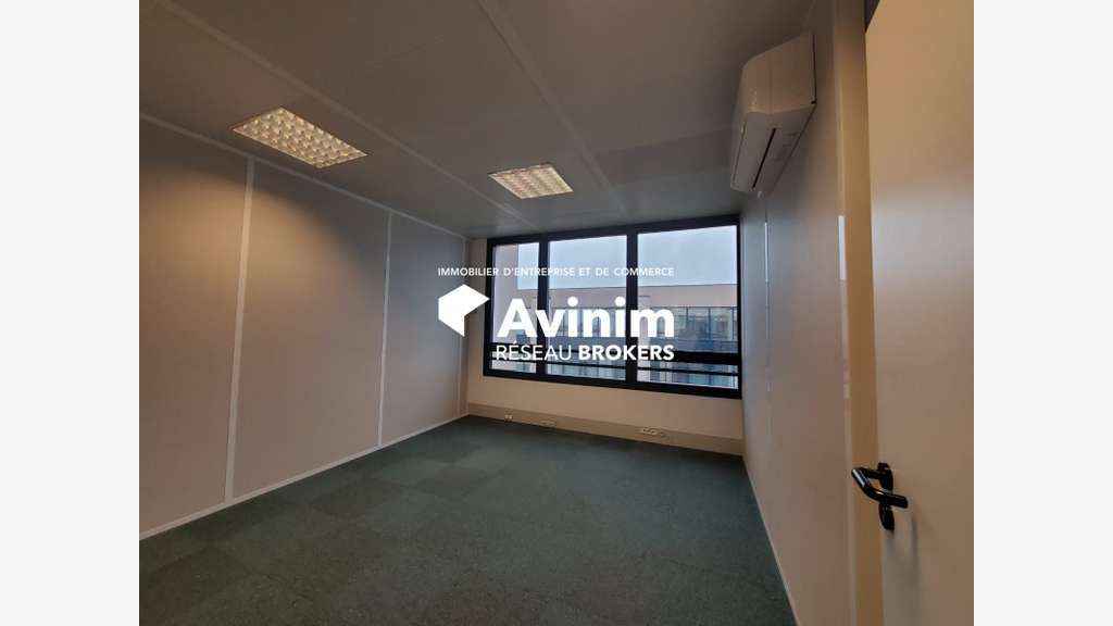 Bureaux à louer 109m² + 105m² terrasse Park Nord