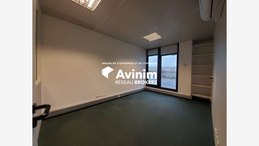 Bureaux à louer 109m² + 105m² terrasse Park Nord