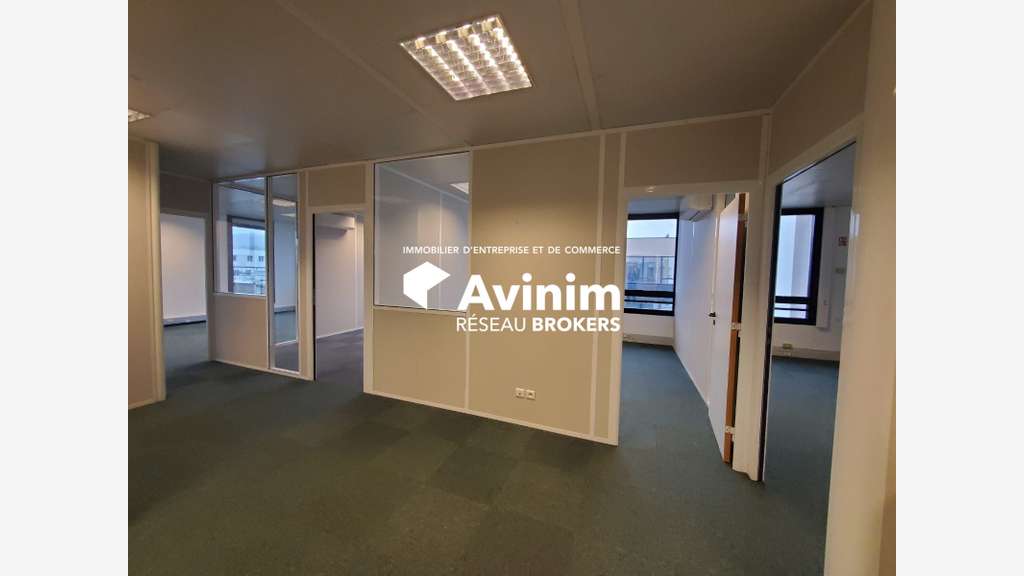 Bureaux à louer 109m² + 105m² terrasse Park Nord