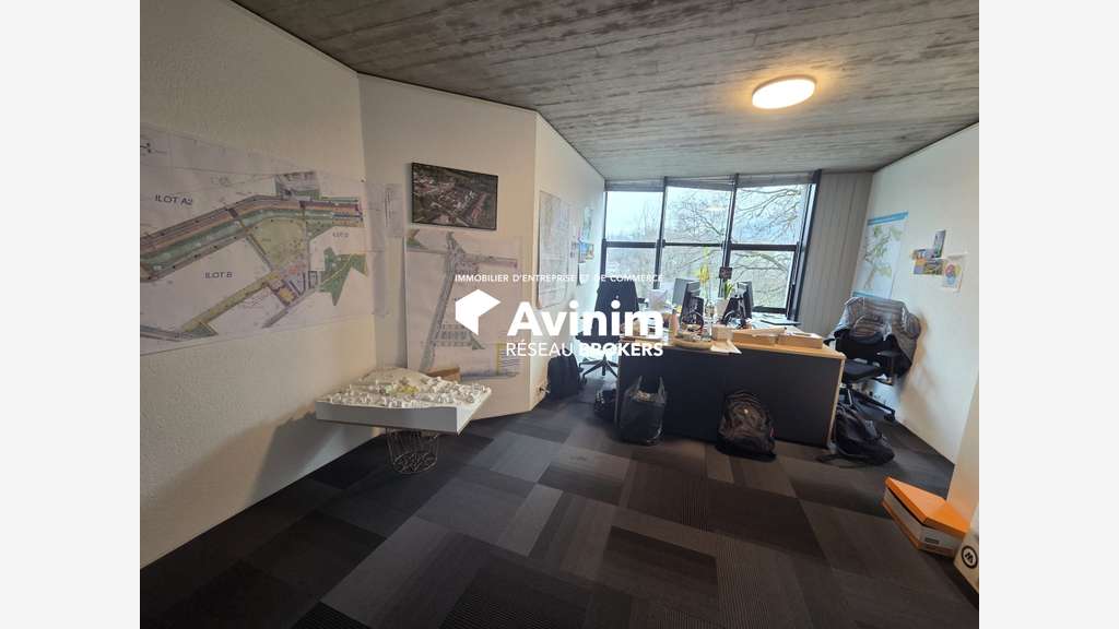 A louer bureaux à Park Nord 91m² Annecy