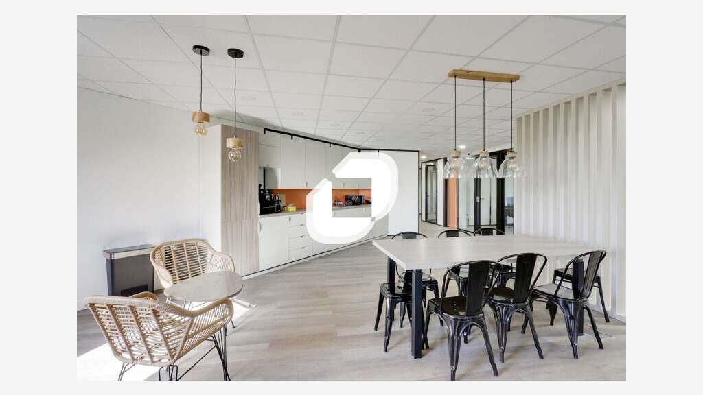 A louer Bureaux 529m² Meudon la foret