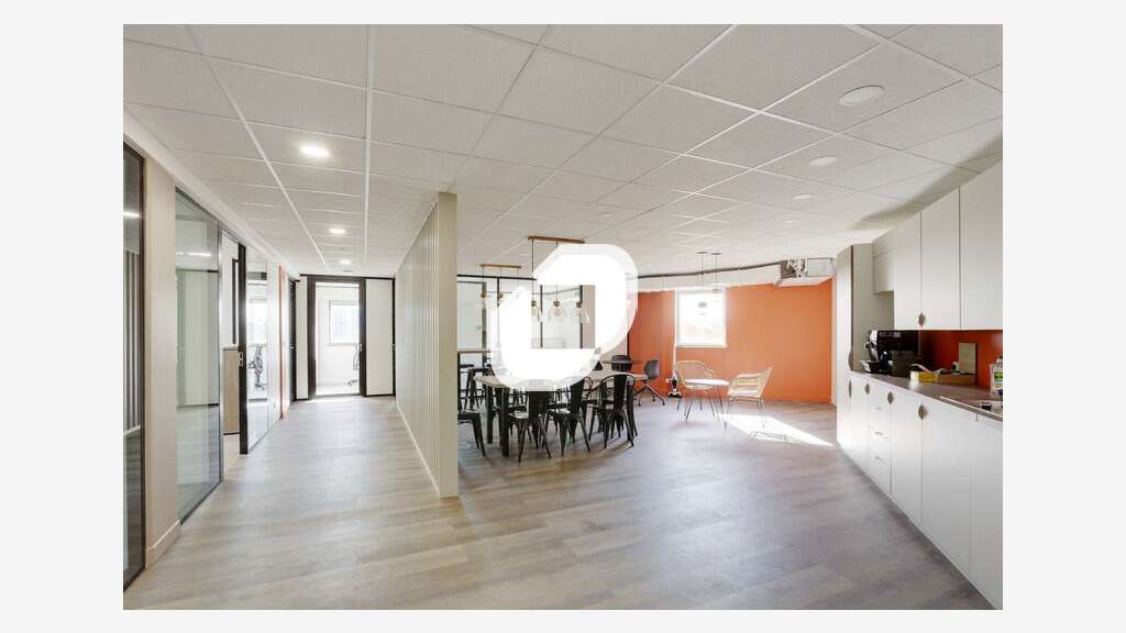 A louer Bureaux 529m² Meudon la foret