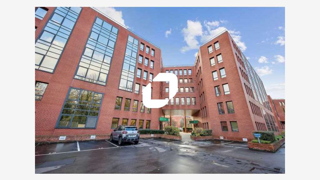 A louer Bureaux 216m² Meudon la foret