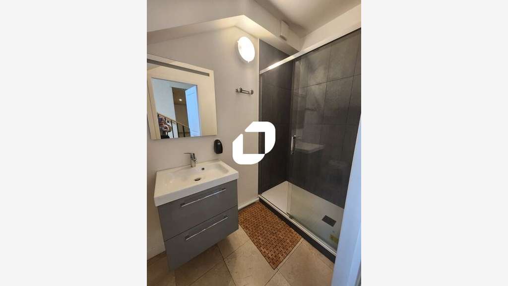 A louer Bureaux 340m² Meudon la foret