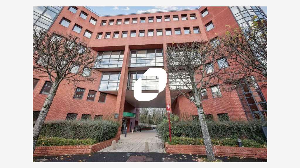 A louer Bureaux 86m² Meudon la foret