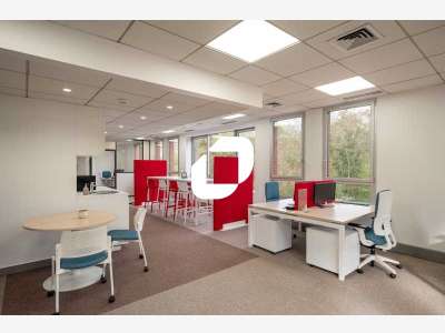 A louer Bureaux 86m² Meudon la foret