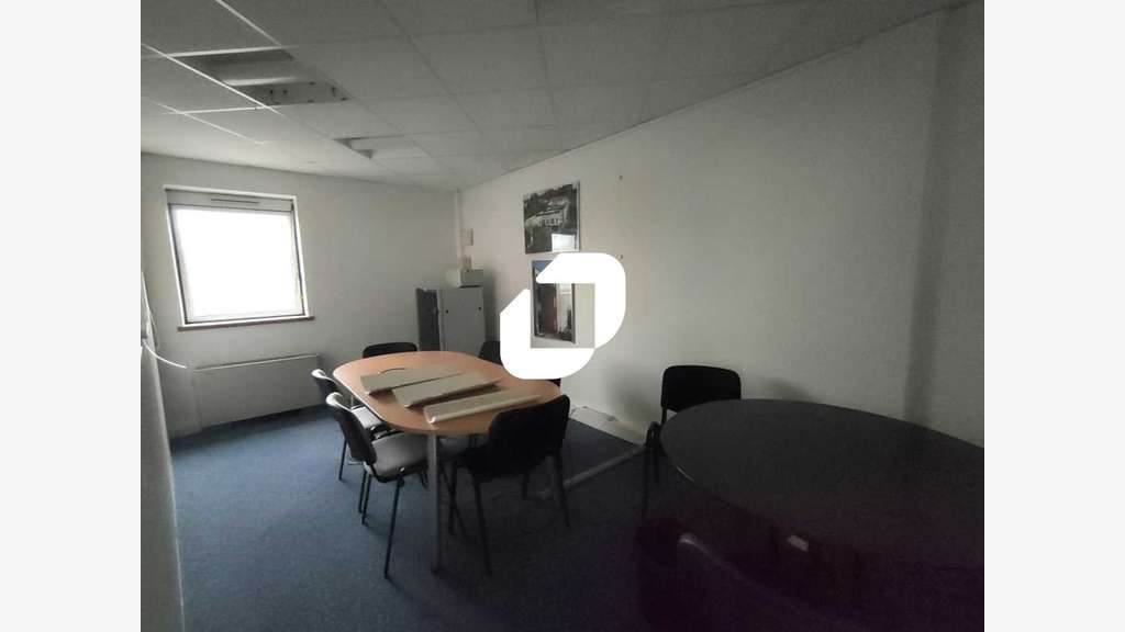 A louer Bureaux 213m² Meudon la foret