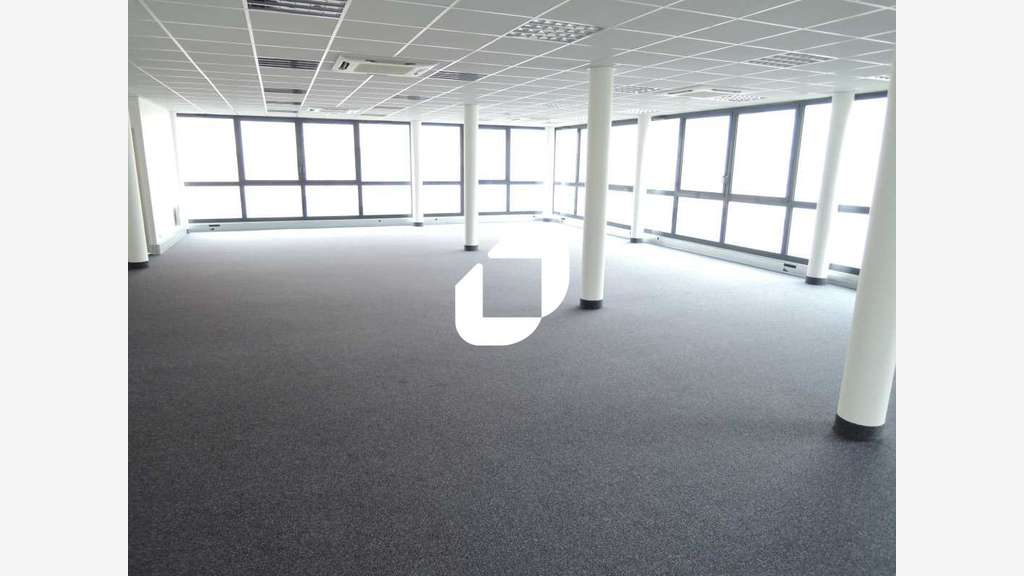 A louer Bureaux 750m² Meudon
