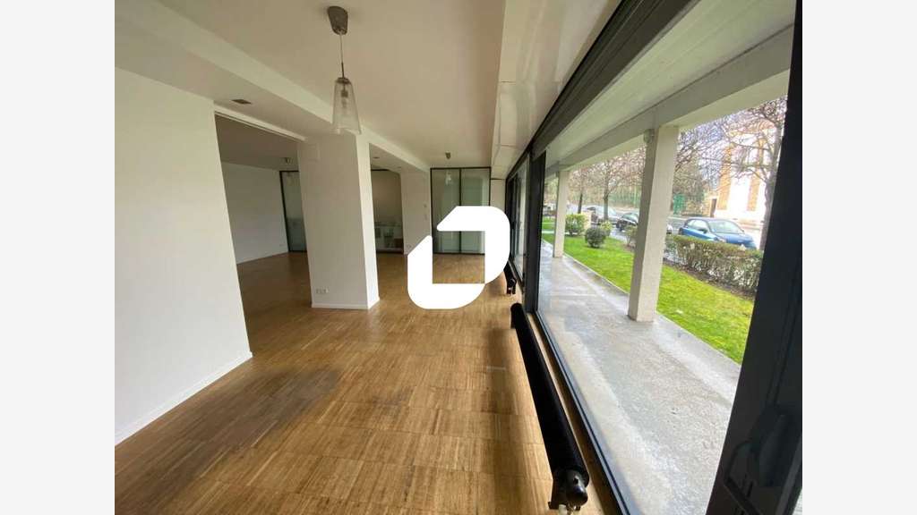 A louer Bureaux 344m² Meudon