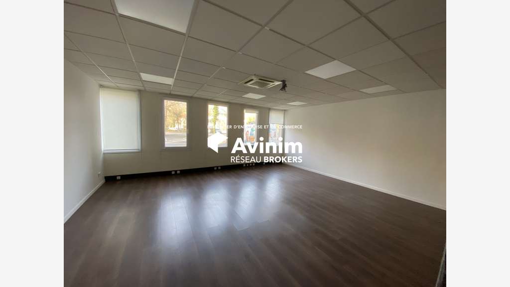 A louer bureaux de 580m² à Meylan Innovallée