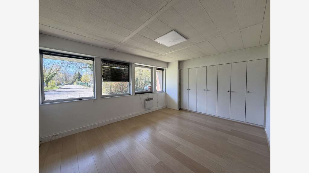 A louer bureaux 105m² boulevard des alpes à Meylan