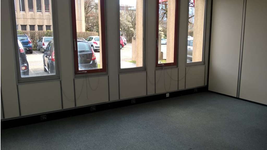 à louer bureaux 59 m² à MEYLAN