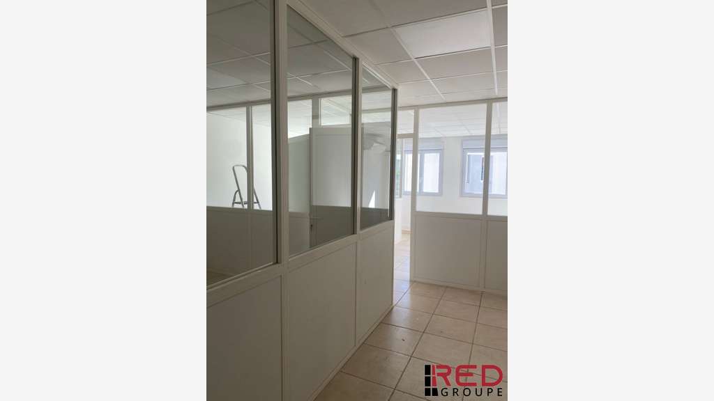 A louer bureaux 106m² R+1 au Plan de Meyreuil