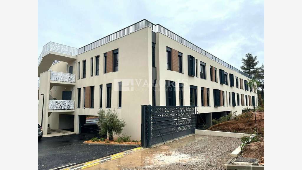 Bureaux neufs à partir de 200m² à louer à Meyreuil