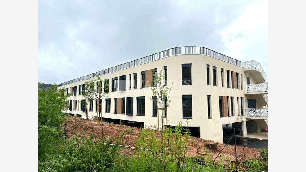 Bureaux neufs à partir de 200m² à louer à Meyreuil