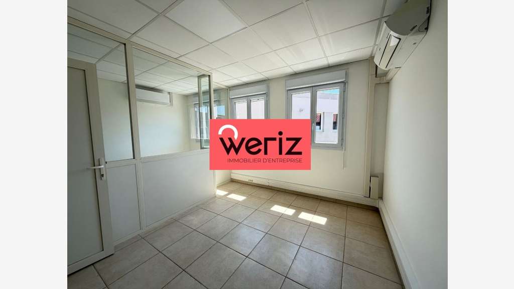 Bureaux rénovés à louer Meyreuil