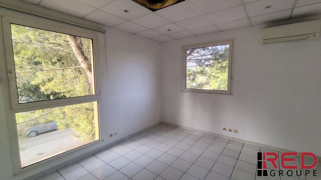 A louer bureaux 62m² au Canet de Meyreuil