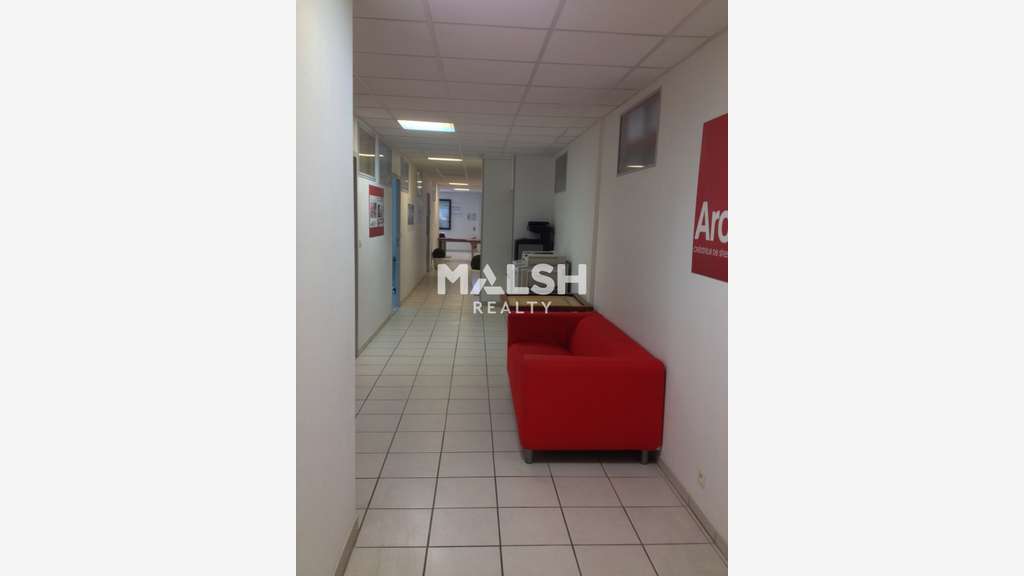 A louer bureaux de 37m² en RDC à Meyzieu