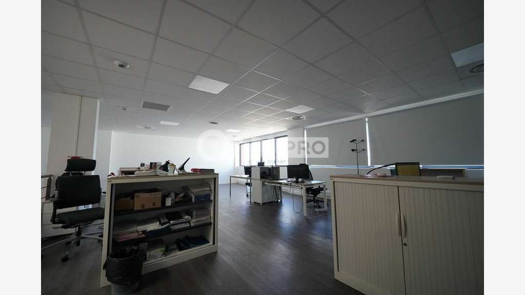 Bureaux de 115m² à louer à Meyzieu