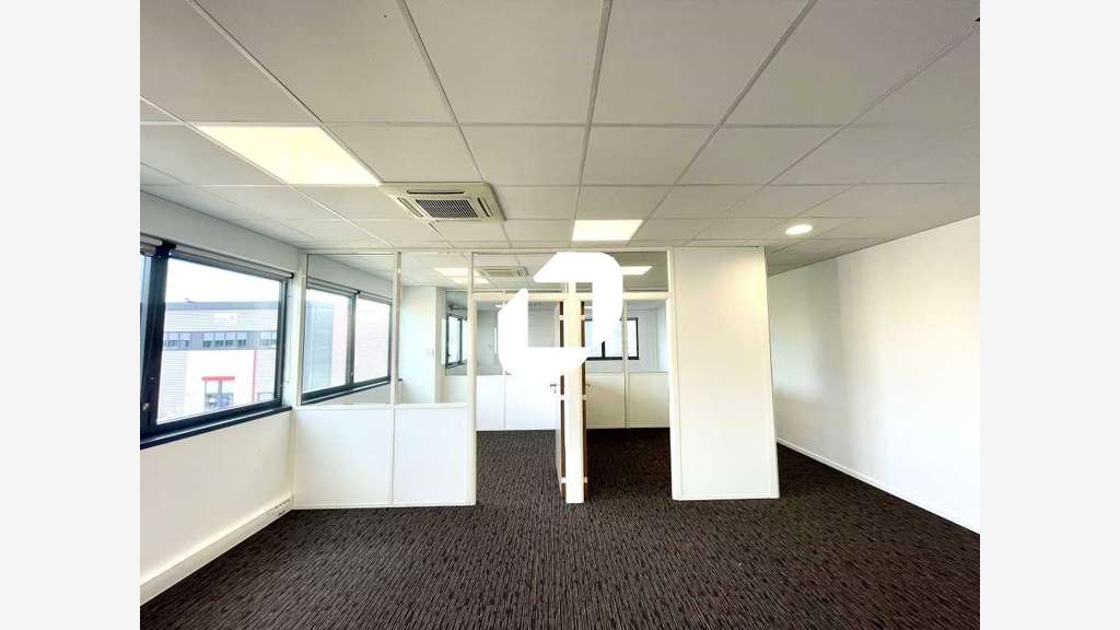 A louer Bureaux 115m² Meyzieu