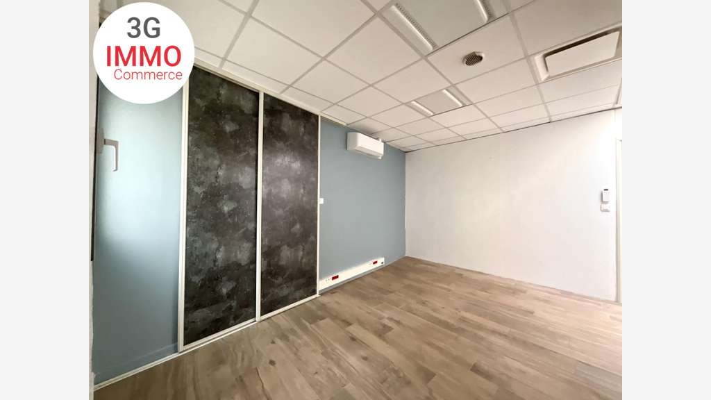 A louer bureaux 121m² R+1 à Miribel A46