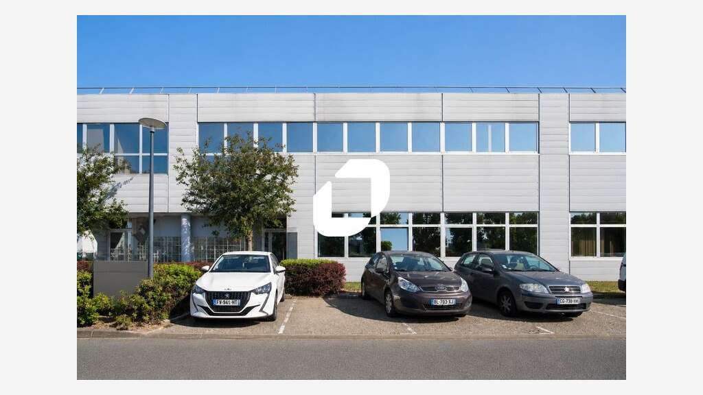 A louer Bureaux 117m² Mitry mory