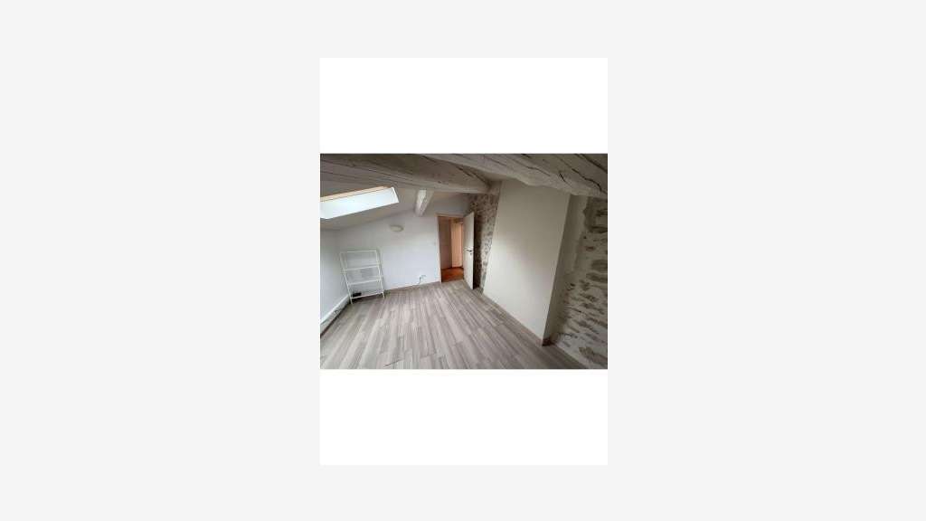 A louer bureau 47m² R+2 à Avignon Montfavet