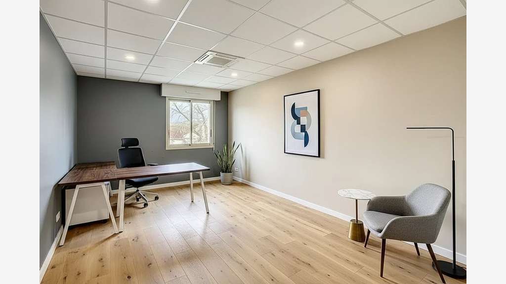 Bureau 97m² R+1 en centre ville de Mont de Marsan