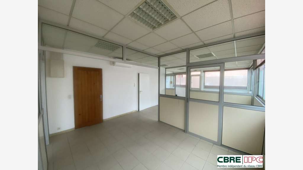 Location bureaux de 70m² à Mont de Marsan
