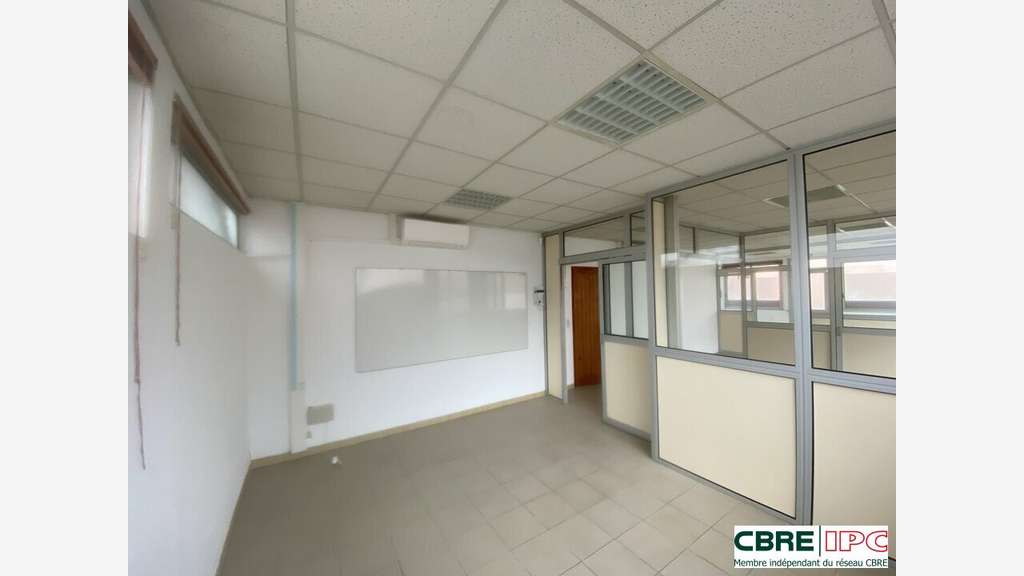 Location bureaux de 70m² à Mont de Marsan