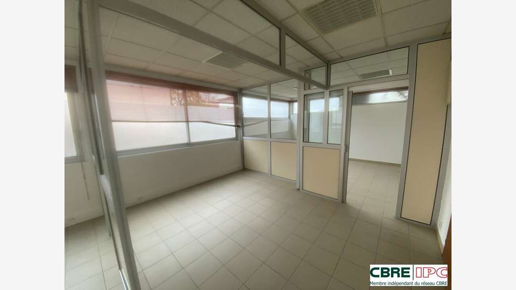 Location bureaux de 70m² à Mont de Marsan
