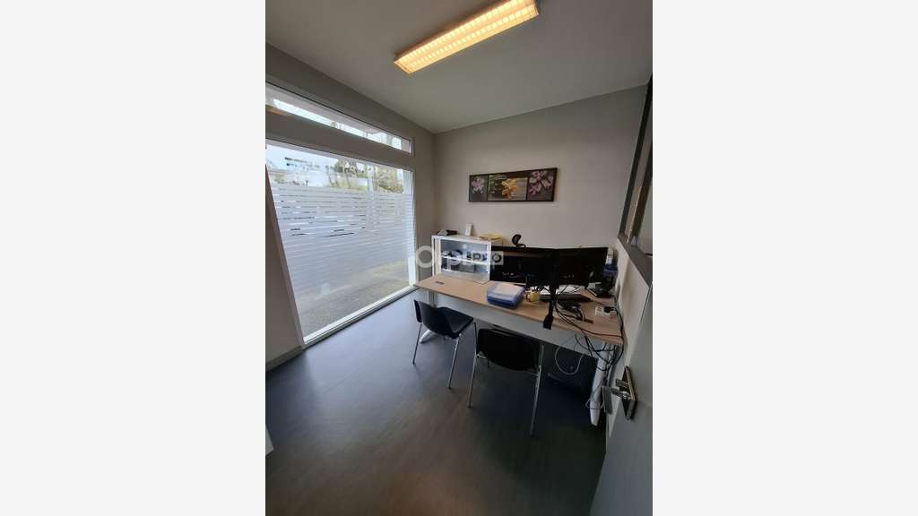Location local commercial 80m² RDC Mont-de-Marsan