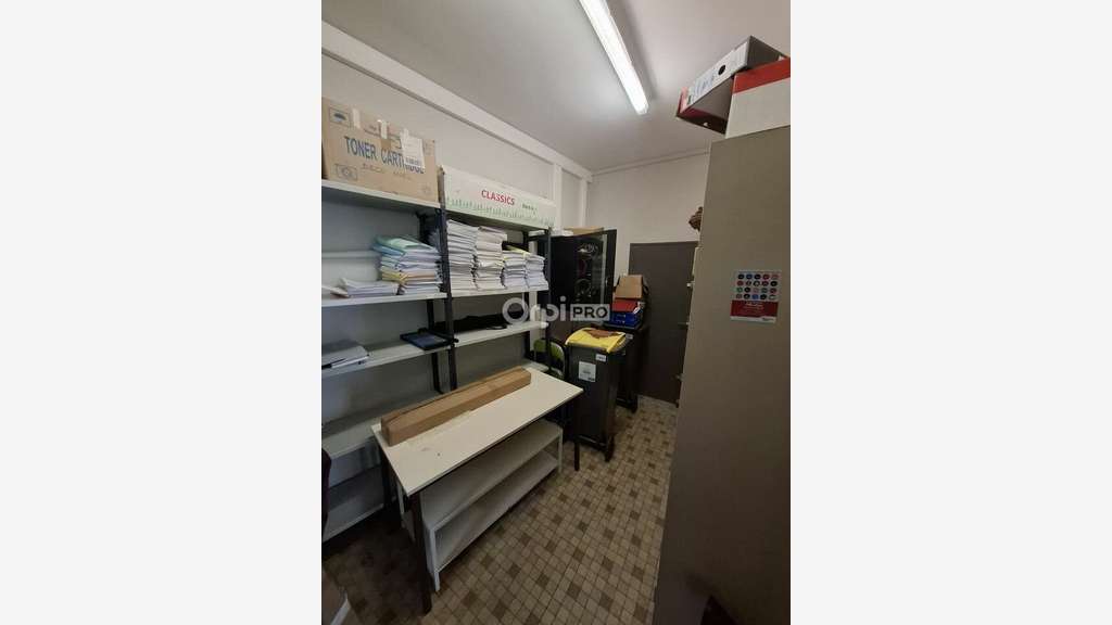 Location local commercial 80m² RDC Mont-de-Marsan