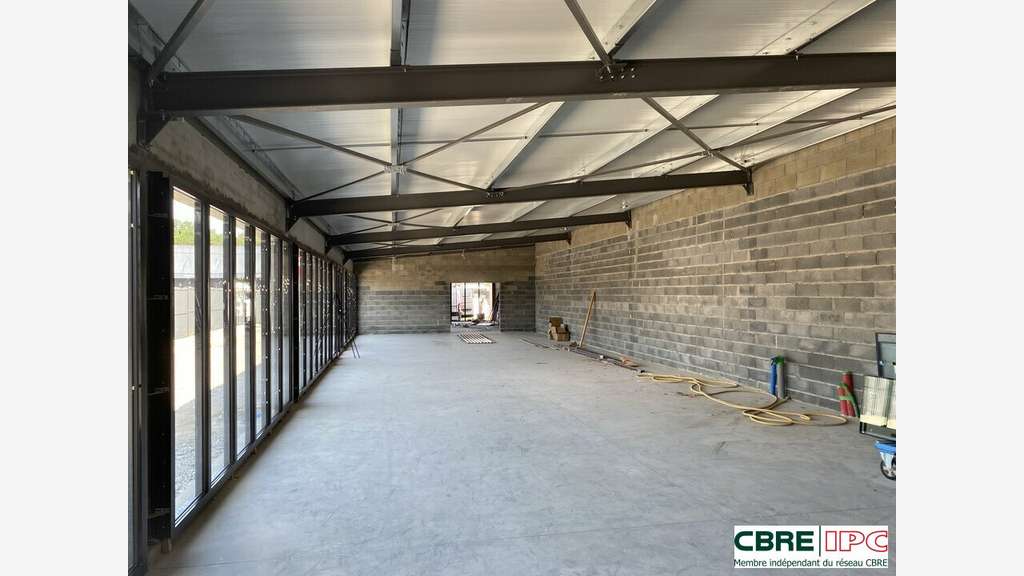 Location local  neuf 228m² à Mont de Marsan