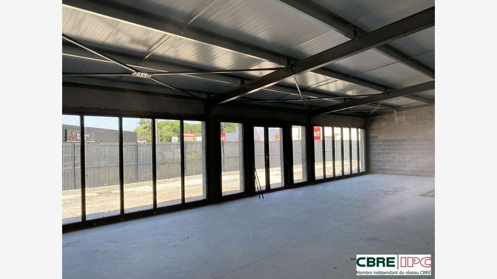 Location local  neuf 228m² à Mont de Marsan