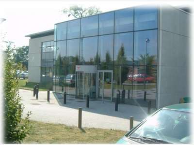 À louer bureaux 3418m² à Mont-Saint-Aignan 